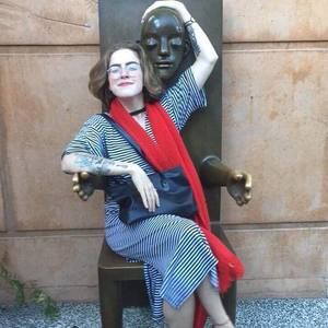 Meet your Posher, Victoria